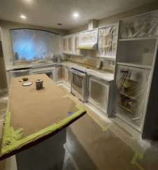 Why You Should Consider Cabinet Refinishing Service